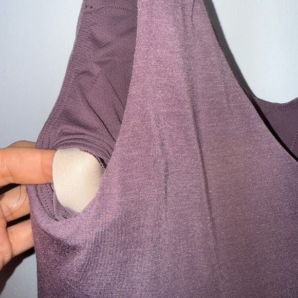 Athleta essence support tank size M - Picture 8 of 10